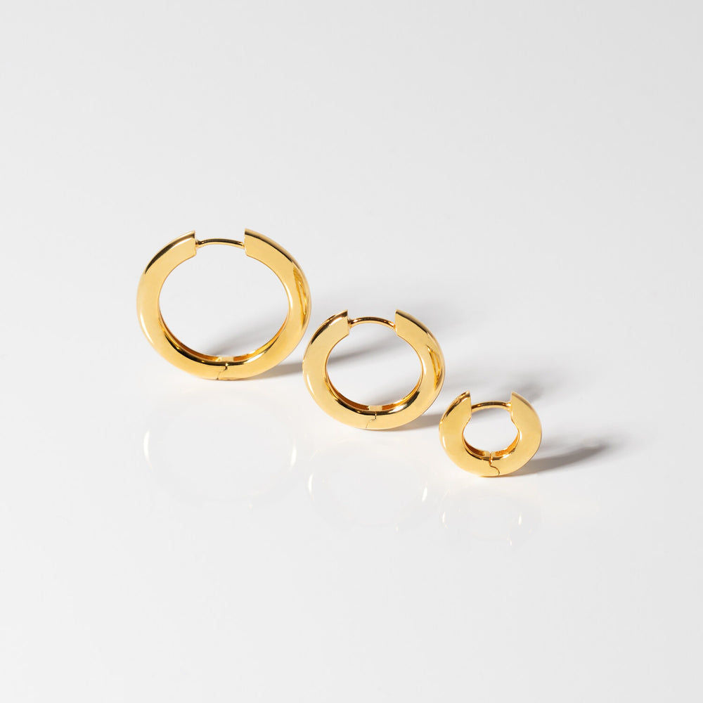 Carrara Pianura Large 18K Gold Plated Hoops