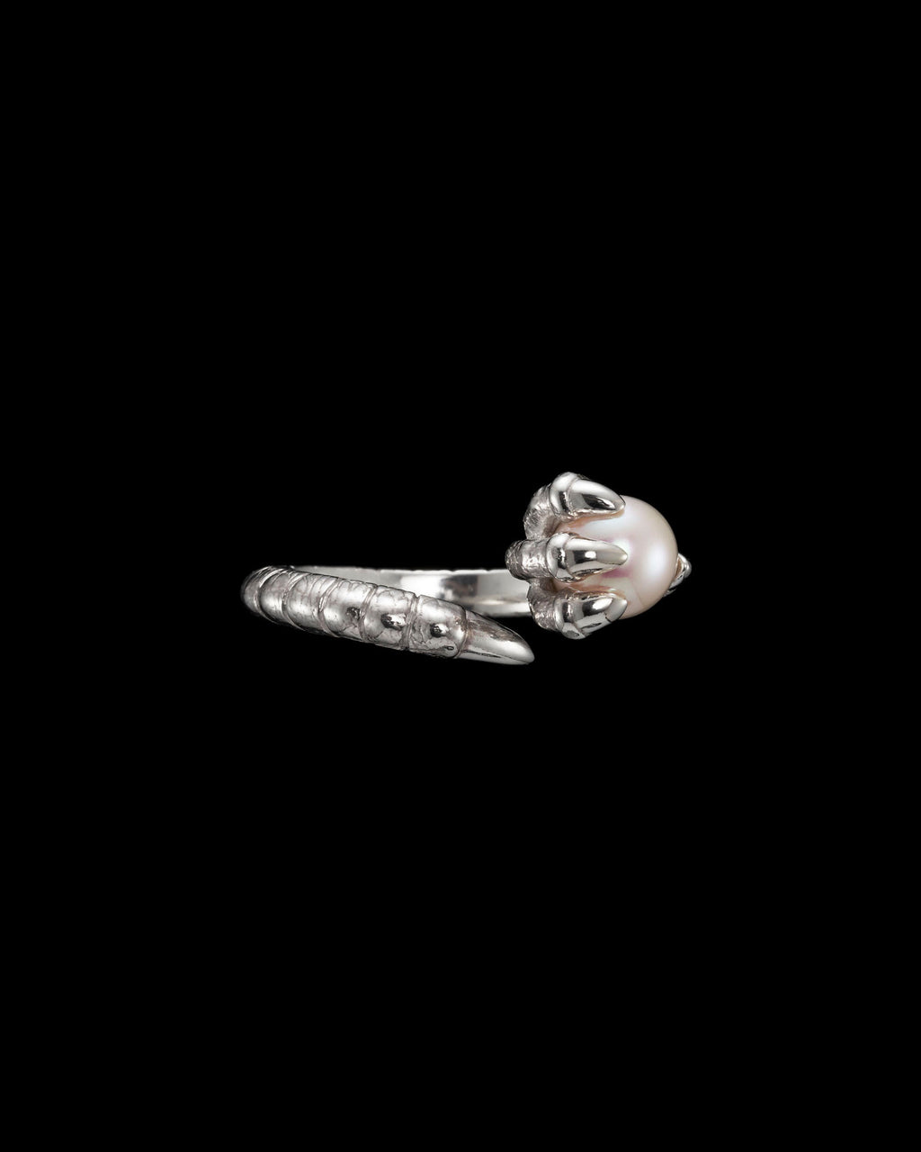 Claw Silver Ring w. Pearl