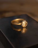 Big Mushroom Quilt 18K Gold Ring w. Diamonds