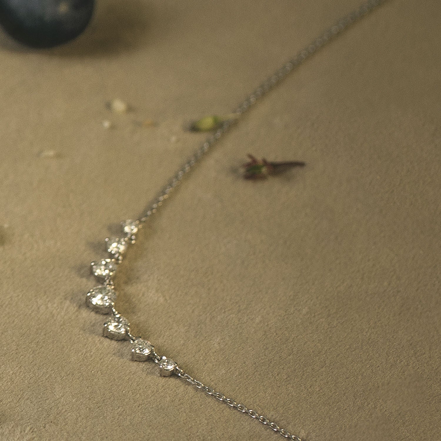 Verknüpfte 14k Weißgold -Tennis -Halskette w. 0,85 CT-Labor-Diamanten
