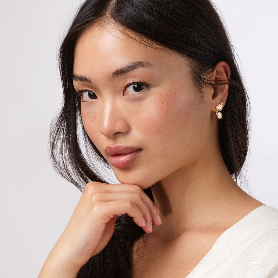 2604 mai web ocean drop earrings w pendant 002 cropped