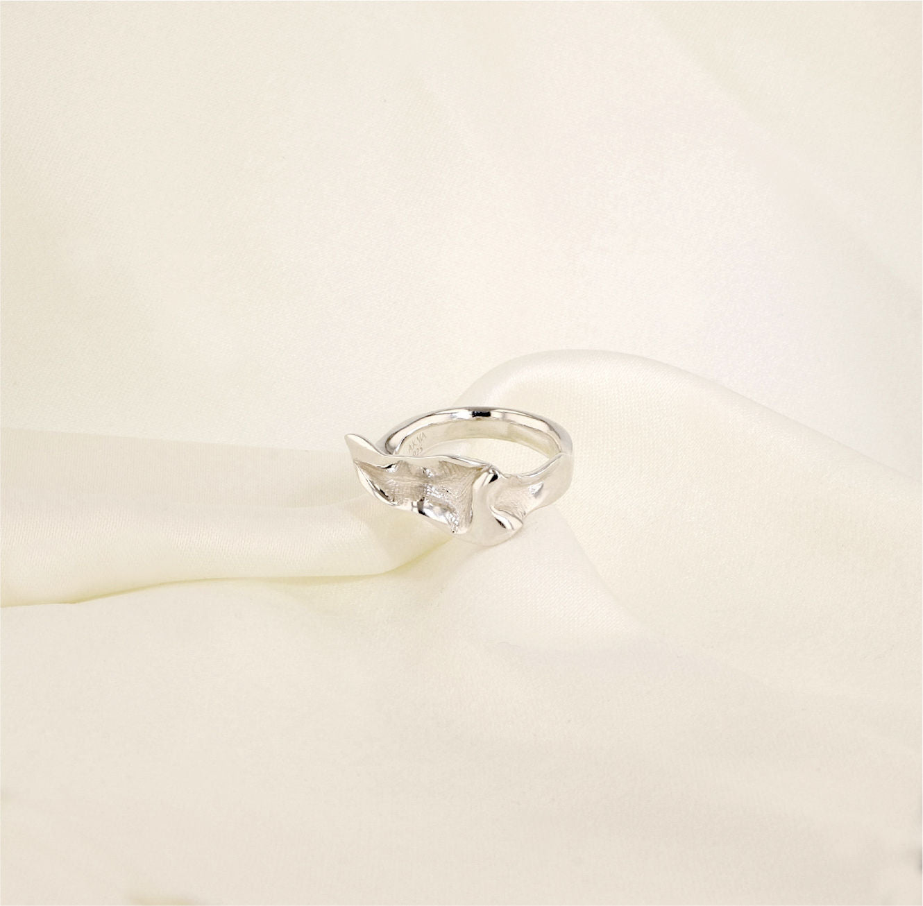 Lactuca Open Silver Ring