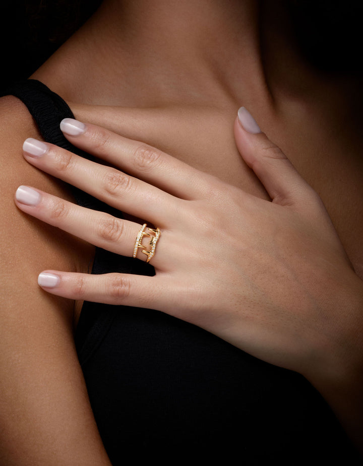 Jaw Lower 18K Gold Ring w. Lab-Grown Diamond