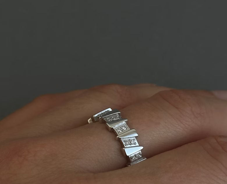 Duality 12 14K eller 18K Guld, Hvidguld eller Rosaguld Ring m. Diamanter