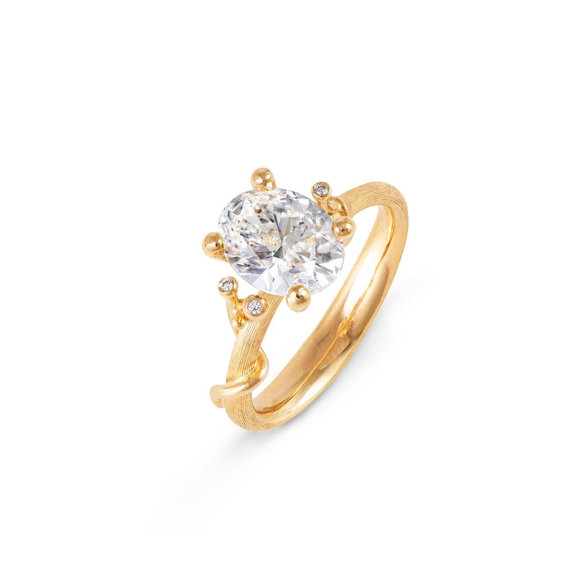Nature Solitaire 18K Gold Ring w. Oval Diamond