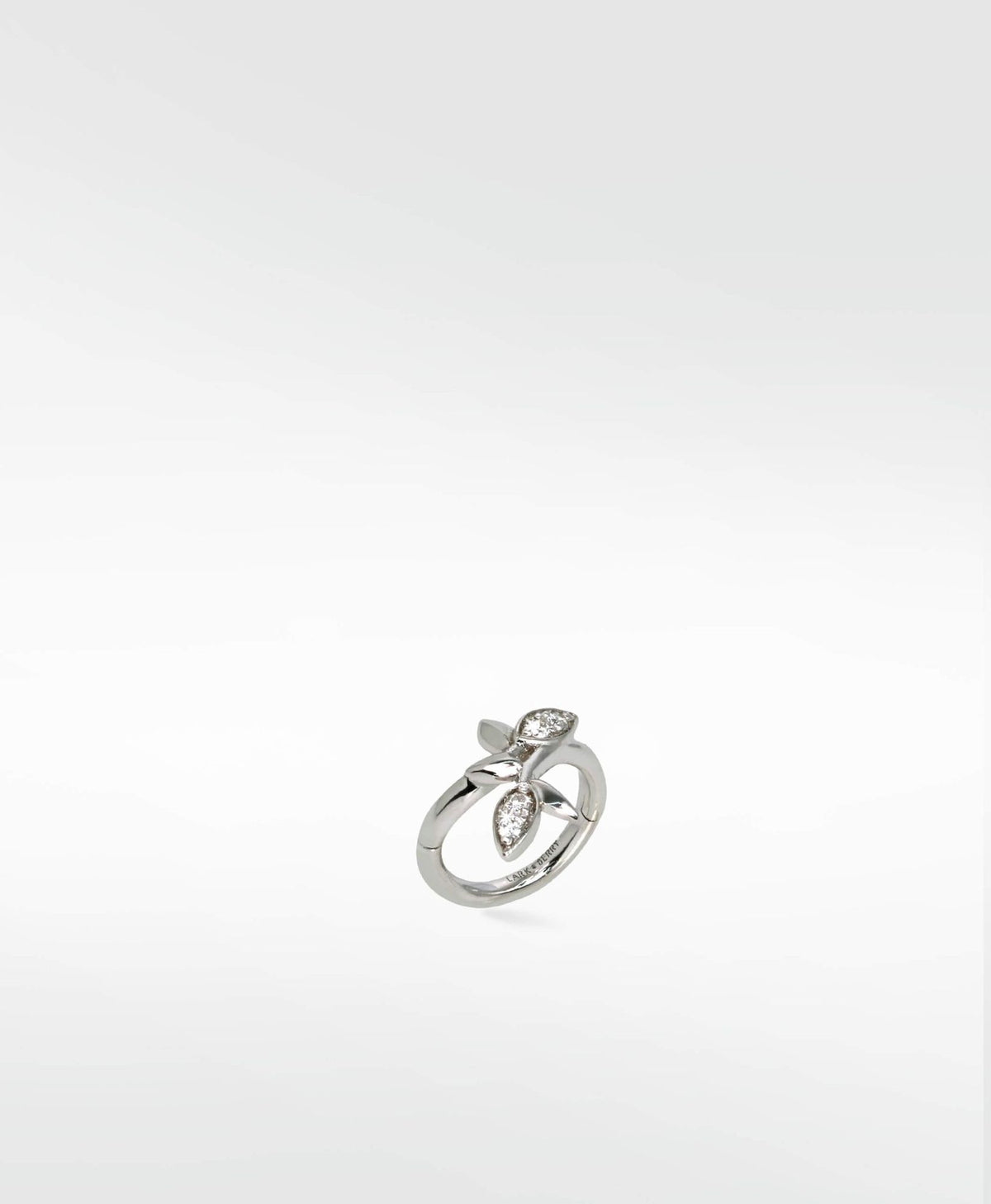 Leaf 14K Whitegold Earring w. Lab-Grown Diamonds