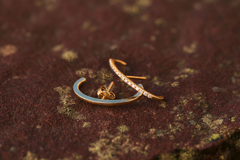 Diamonds Suspender 14K Gold Earring