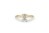 akind ovalcutdiamondring1.0ct laying yg studio