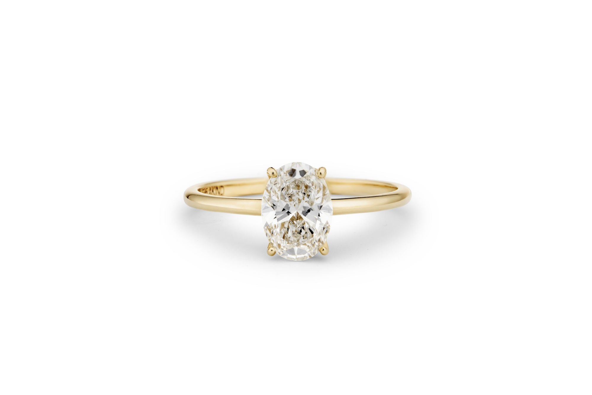 Oval Cut 14 or 18K Gold Ring w. 1.0 ct Lab-Grown Diamond