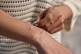 akind threadedpearlbracelet 1