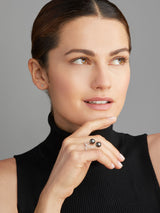 Curved 18K Whitegold Ring w. Diamonds & Pearls