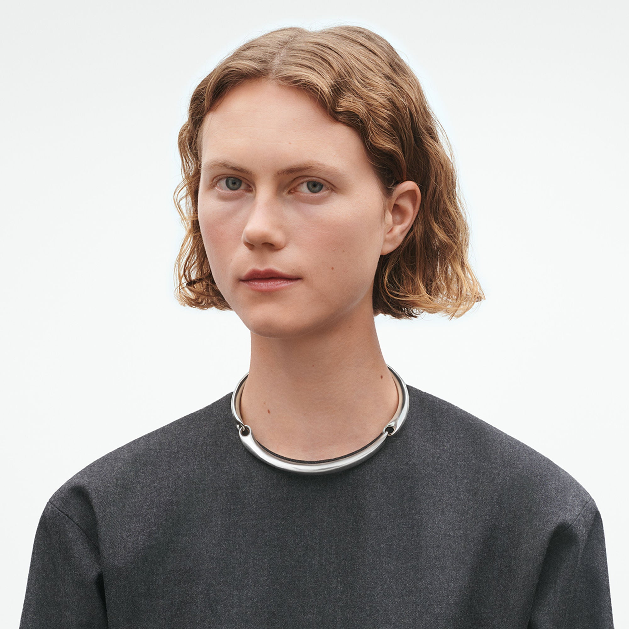 Reflect Silver Neckring