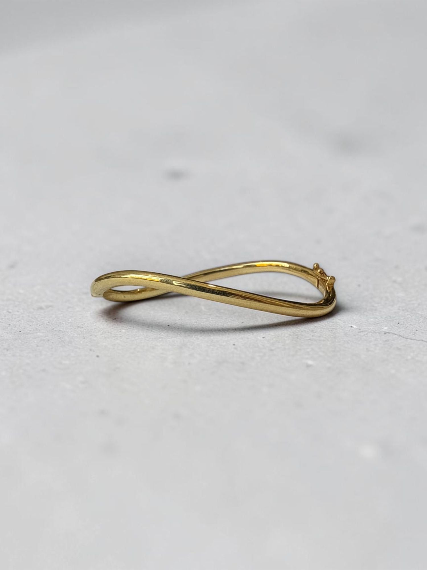 allureboldbangle yg