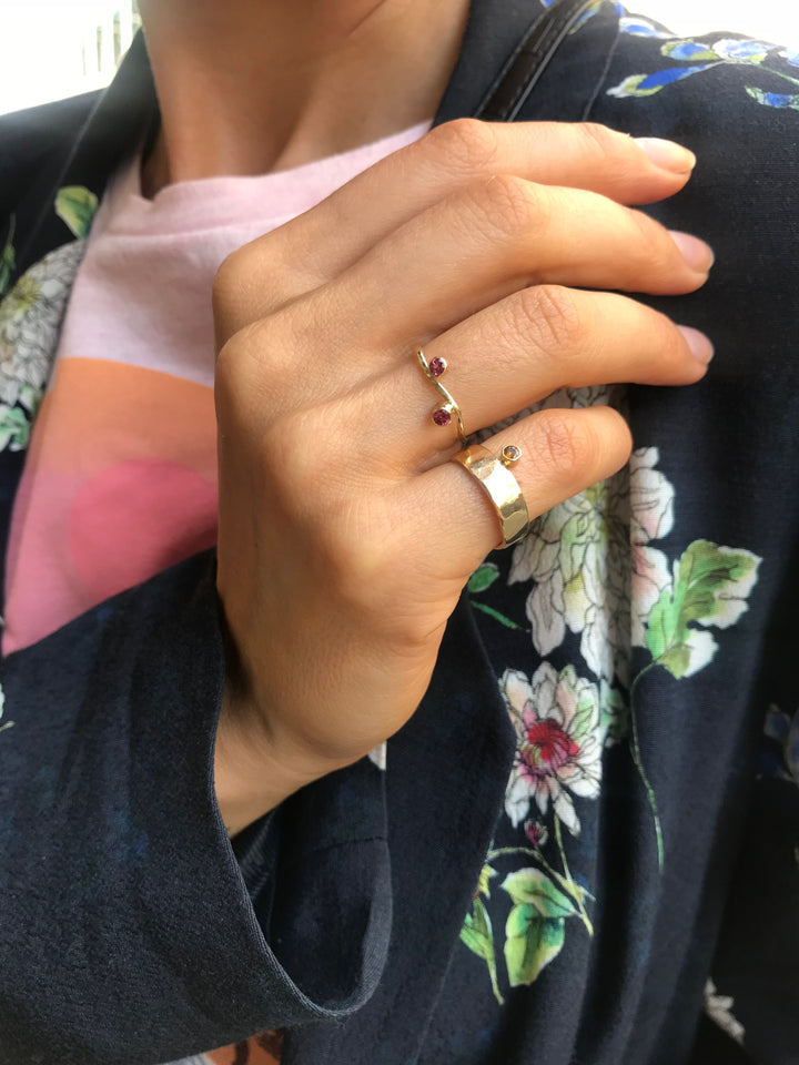 Double Tiaré 18K Gold Ring w. Diamond & Ruby