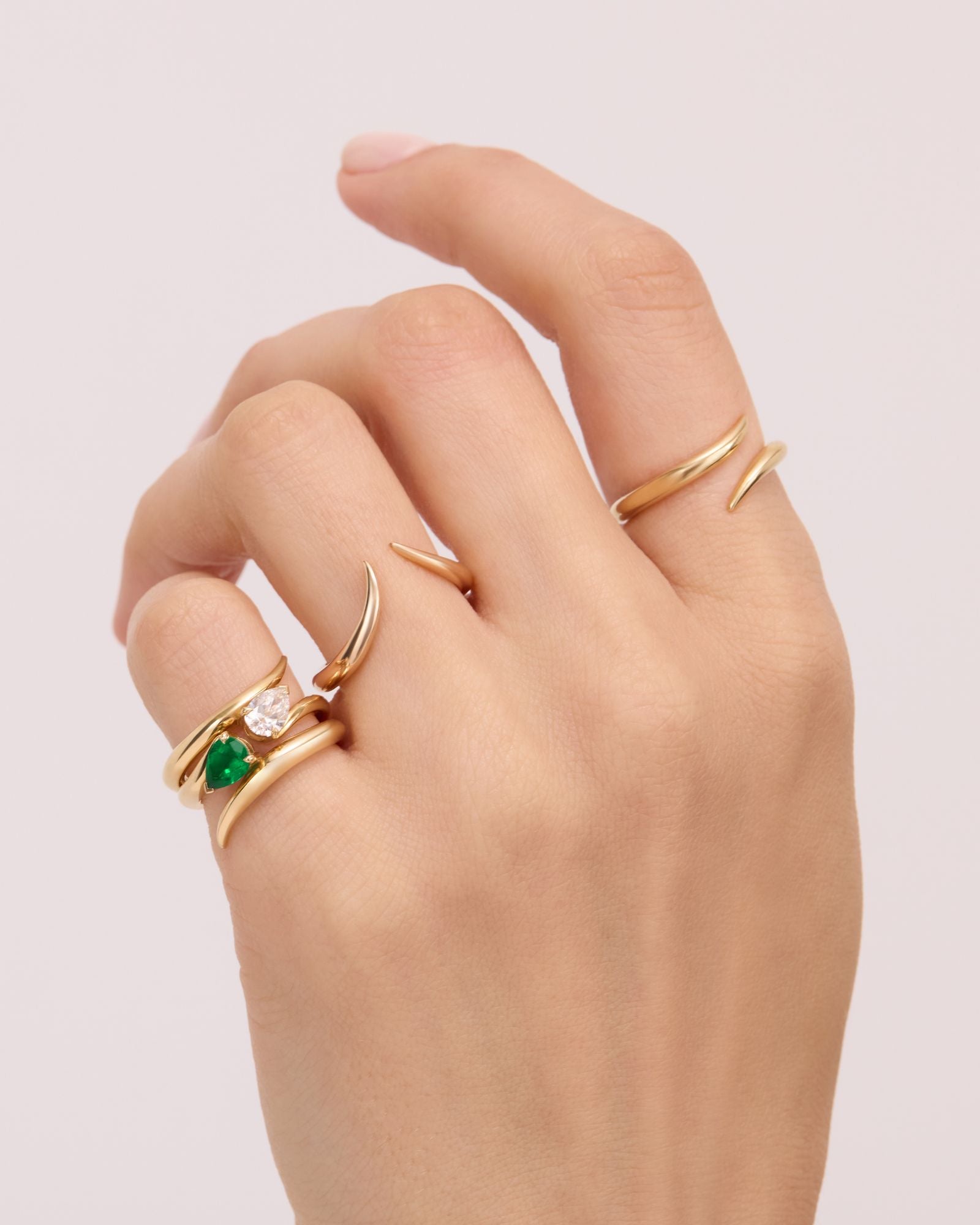 Eboris 18K Gold Ring w. Emerald