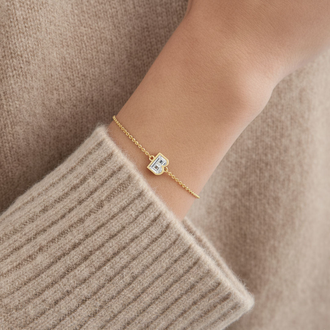Alphabet Initial B 18K Gold, Rosegold or Whitegold Bracelet w. Solitaire Lab-Grown Diamond