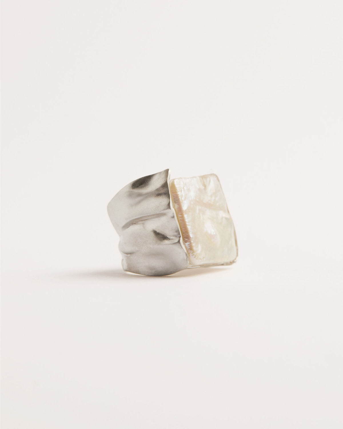 Dobra Silver Ring w. Keshi Pearls