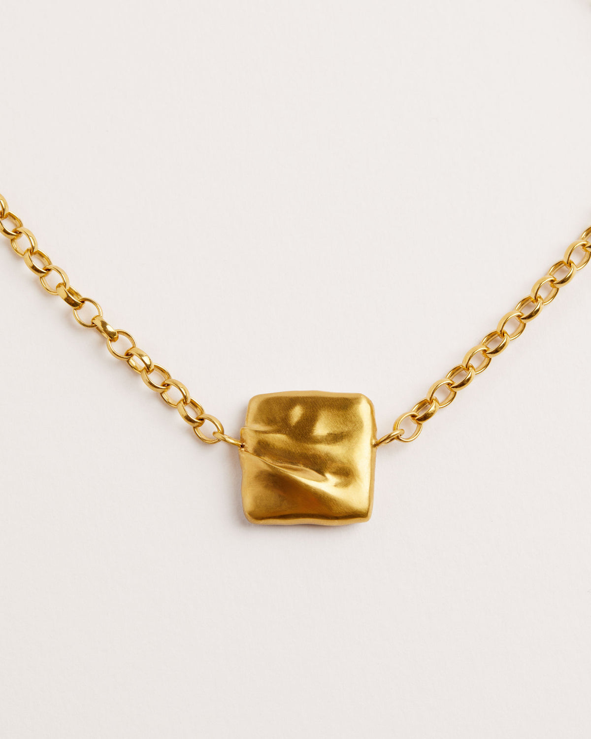 Verso Gold Plated Necklace w. Keshi Pearls
