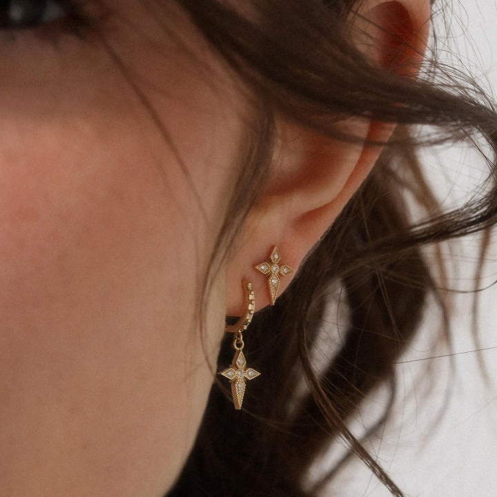 Saintes Mini 18K Gold Hoop w. Diamonds