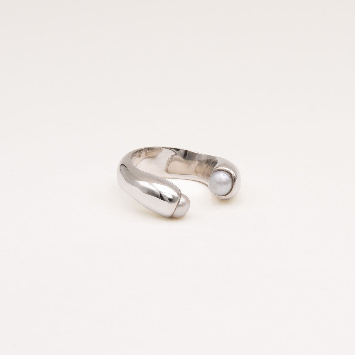 Encontro Silver Ring w. Freshwater Pearl