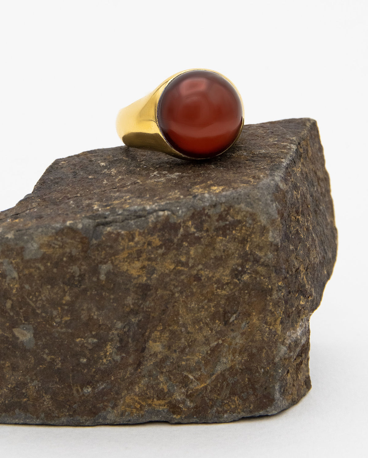 Figura Forgyldt Ring m. Karneol