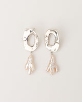 Agua Silver Earrings w. Biwa Pearls