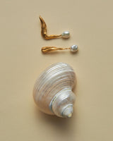 IPE Gold Plated Earrings w. Natural Keshi Pearls