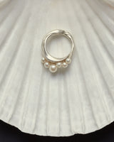 Inga Silver Ring w. Freshwater Pearls