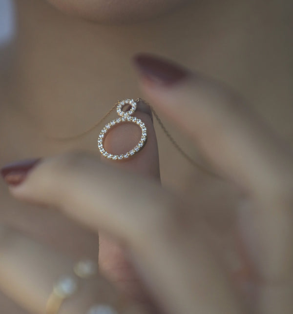 Alexa Fine Jewelry | Cirkel 18K Hvidguld Halskæde m. Diamanter
