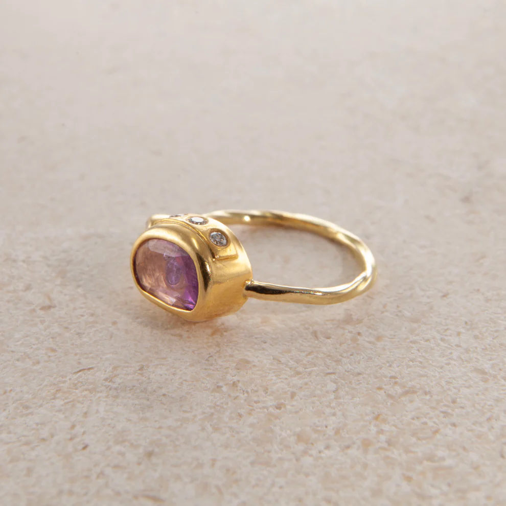 Cocktail 18K & 22K Gold Ring w. Sapphire & Diamond