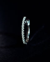 11 mm 14k Whitegold Hoop w. Diamonds