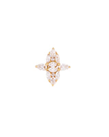 Fleur de Lyse 18K Gold, Whitegold or Rosegold Stud w. Diamonds