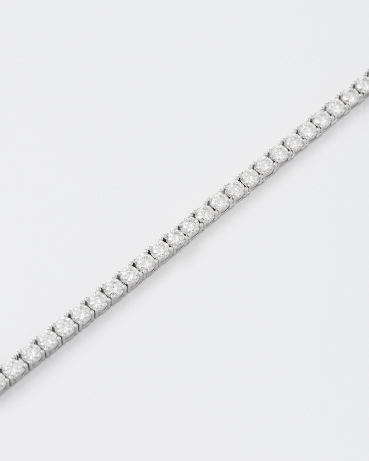 4mm Tennis White Rhodium Plated Bracelet w. Moissanites