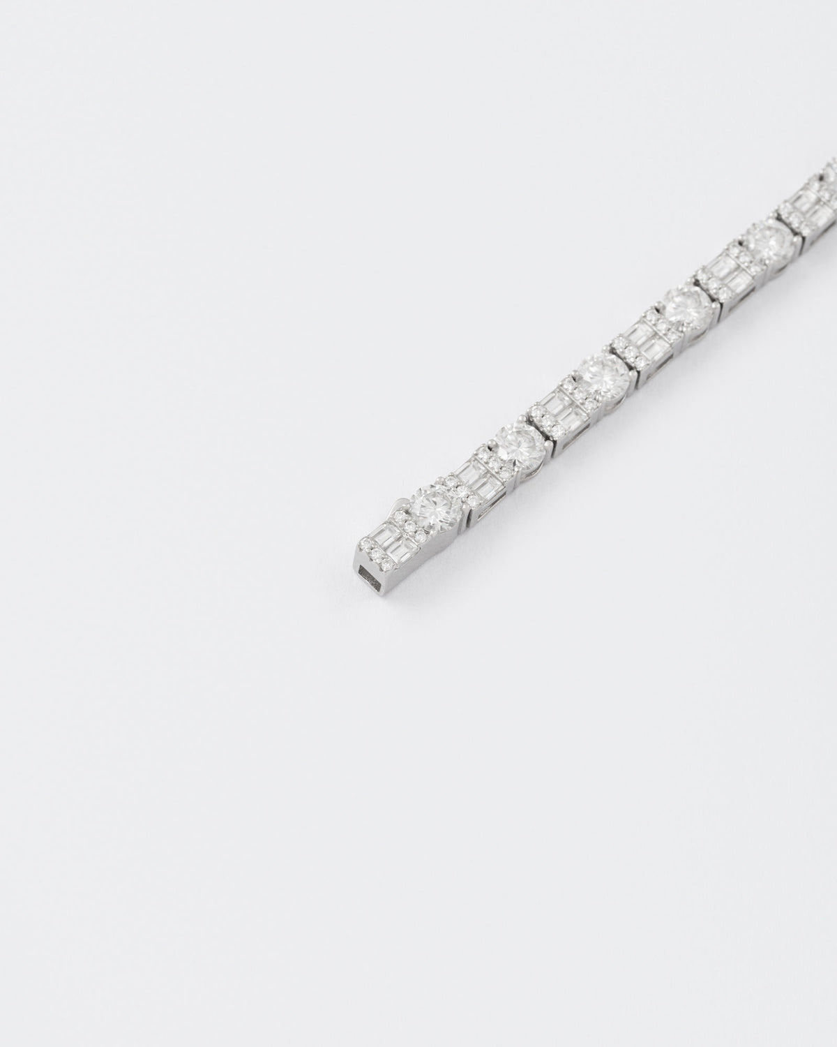 Rail Rhodium Plated Silver Tennis Bracelet w. Moissanites