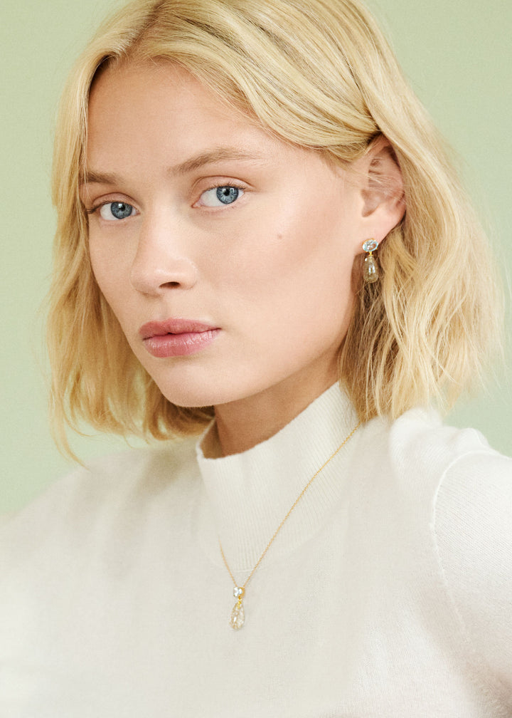 Polly Gold Plated Necklace w. Blue Topaz & Golden Rutile Quartz