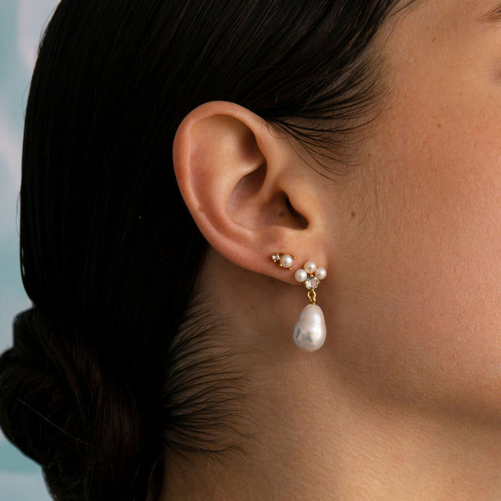 Reef 18K Gold Plated Studs w. Pearl Drop