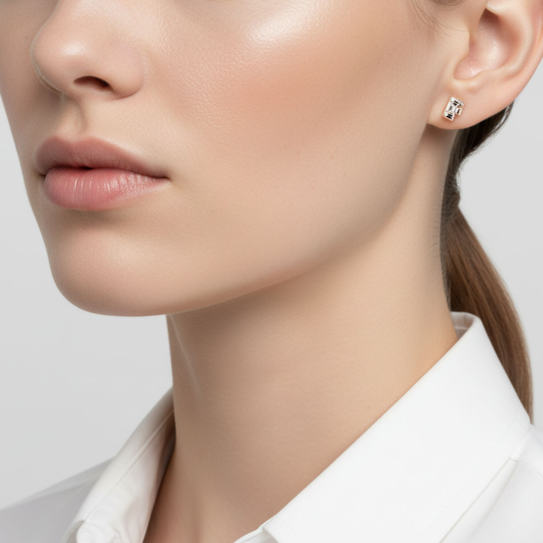 Alphabet Initial F 18K Gold, Whitegold or Rosegold Stud Earrings w. Solitaire Lab-Grown Diamond