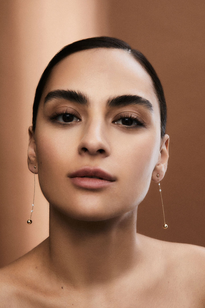 Chain Cascade Nude 18K Gold Earrings w. Lab-Grown Diamonds