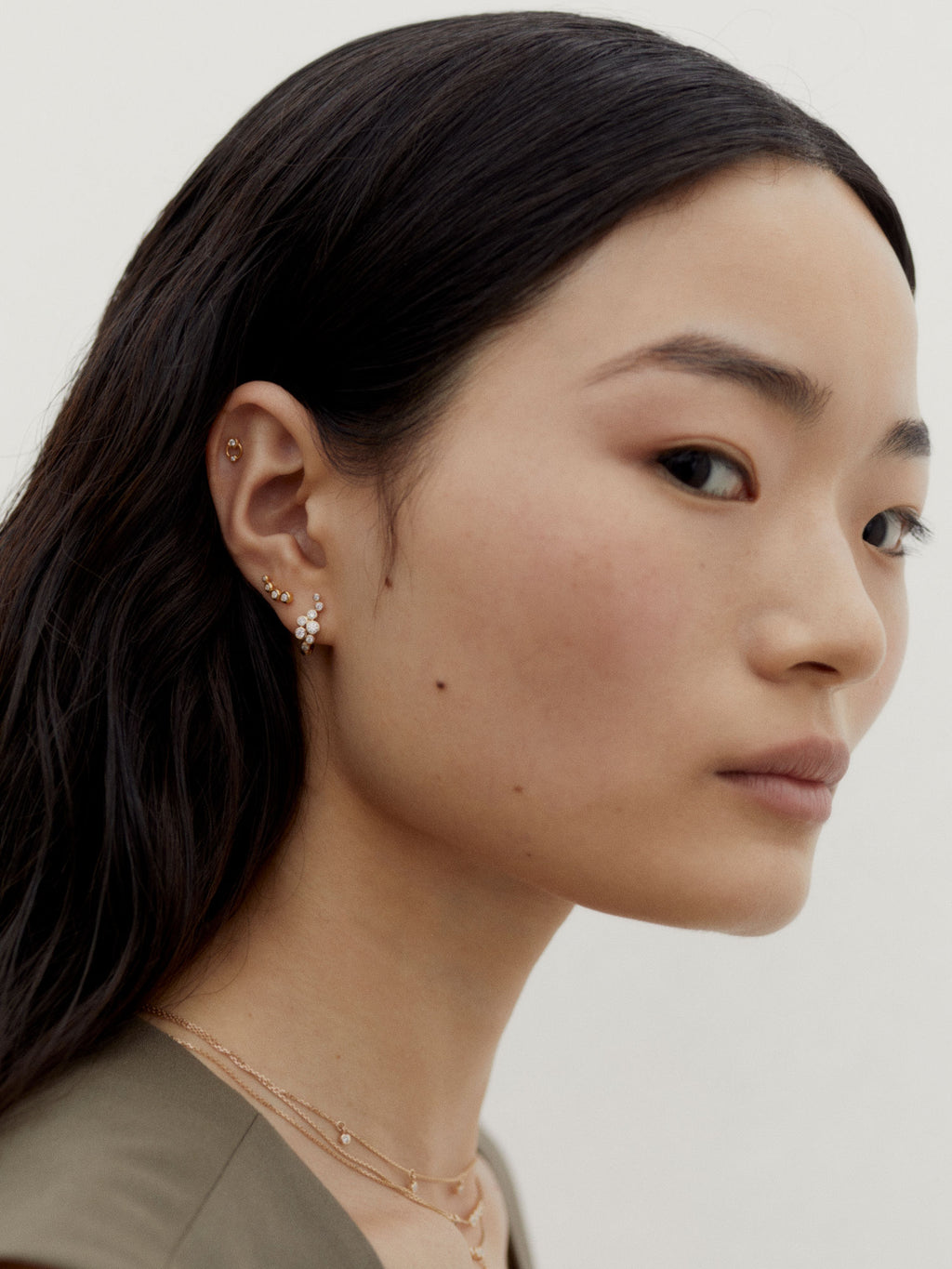 Garbo 14K Gold Huggie w. Lab-Grown Diamonds