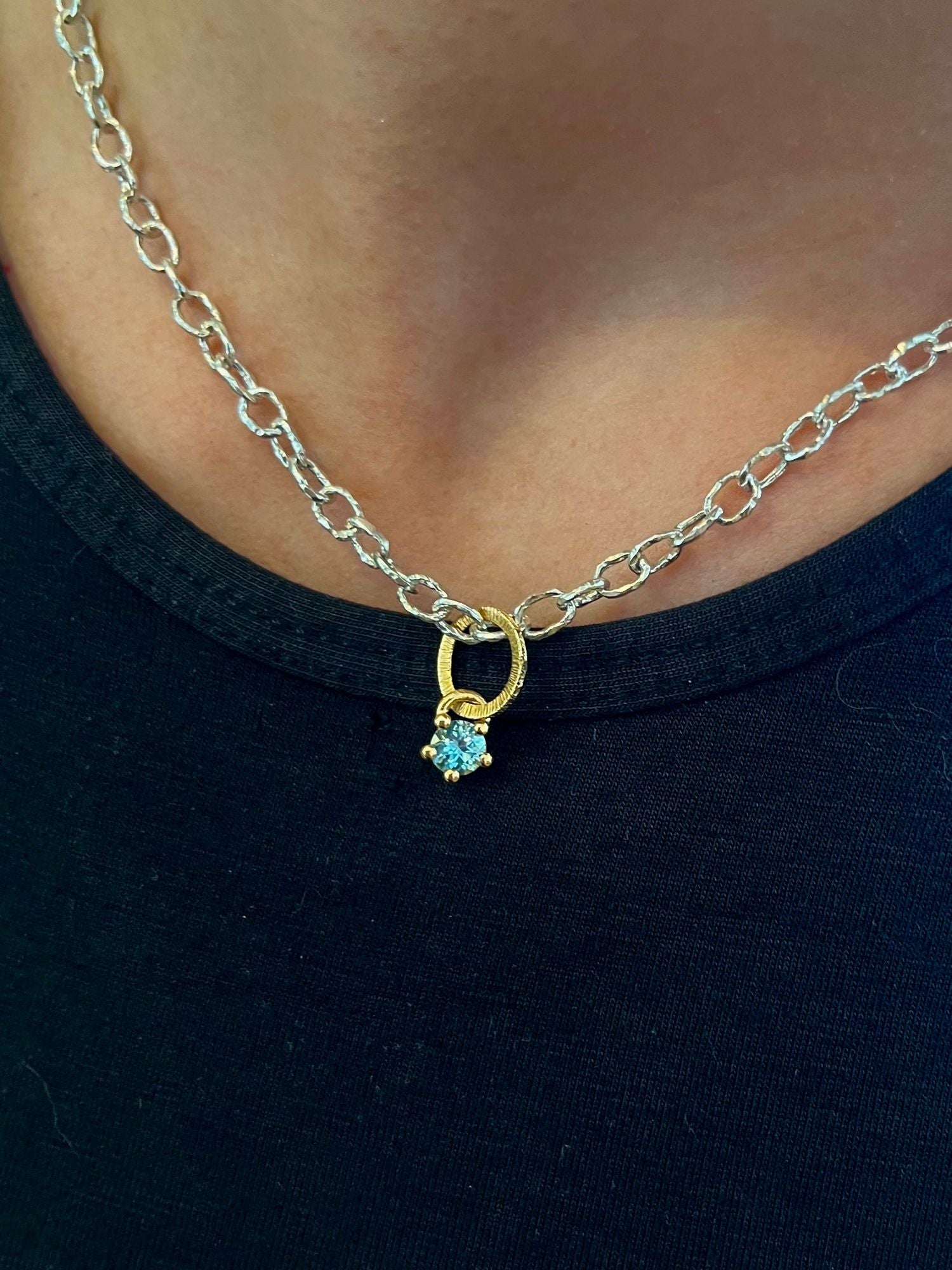 Cocktail 18K Gold Pendant w. Sky Blue Topaz