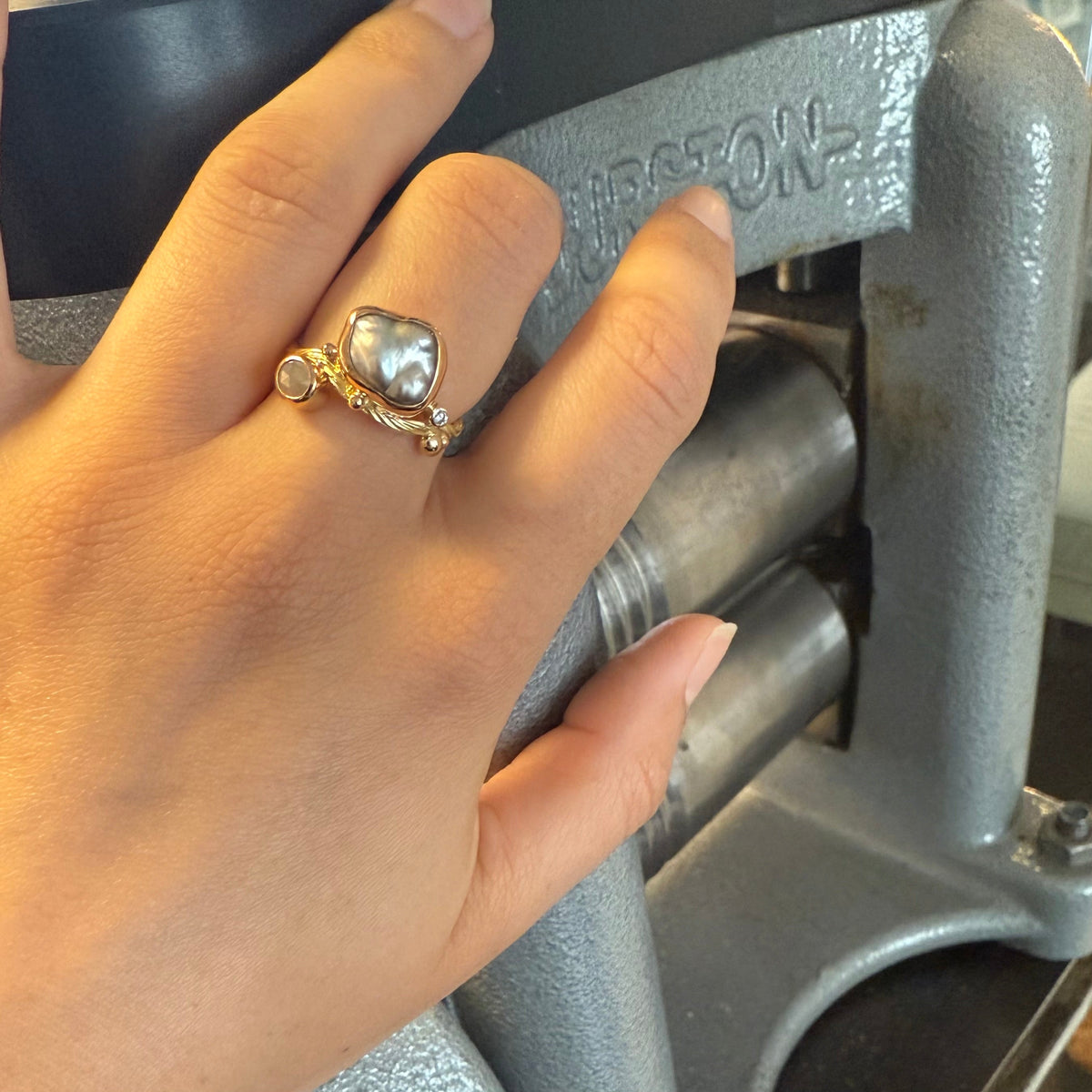 Seafire 18K & 22K Gold Ring w. Pearl & Diamond