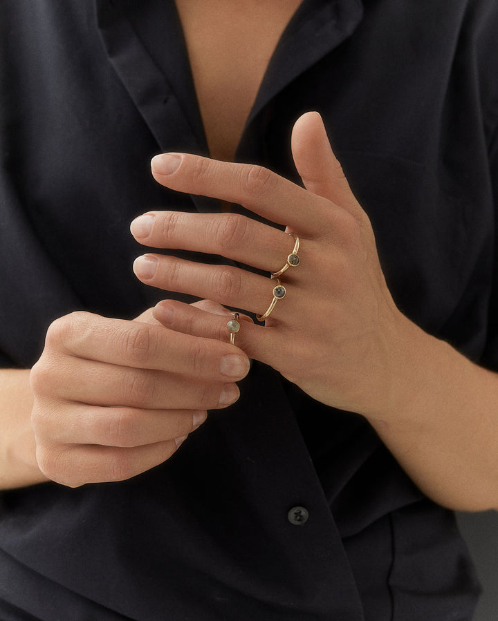 Universe 2 Golden 14K or 18K Gold, Whitegold or Rosegold Ring w. Diamond