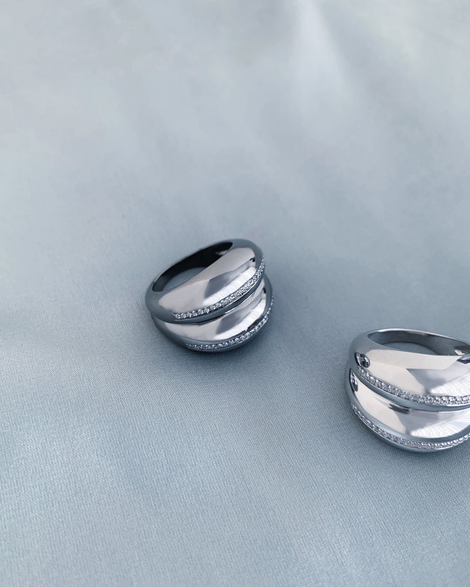 Double VOID Mørke sølv Ring m. Zirkoner