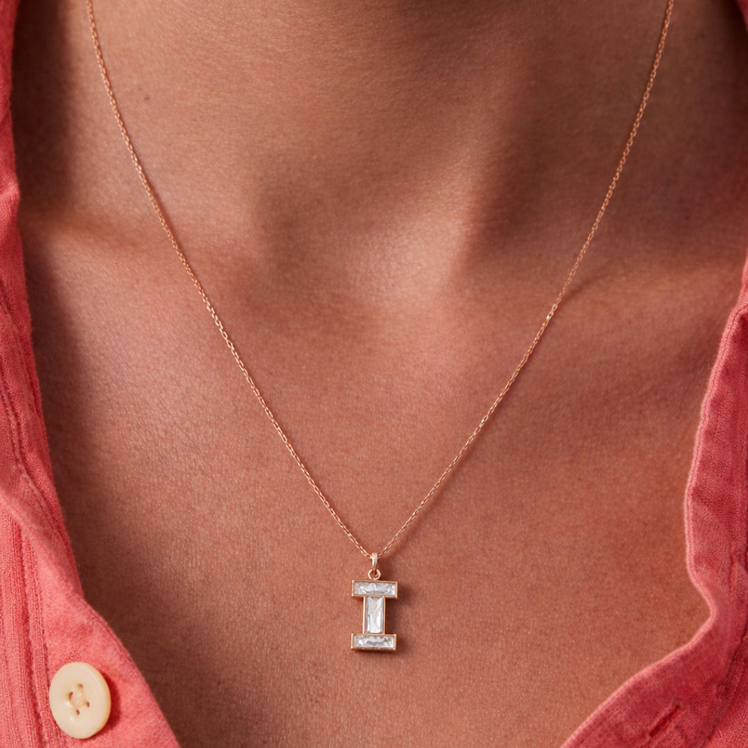 Alphabet 18K Gold, Rosegold or Whitegold Inital I Pendant w. Solitaire Lab-Grown Diamond