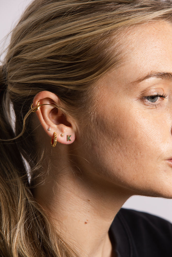 IX K 22K Gold Plated Stud w. Zirconia