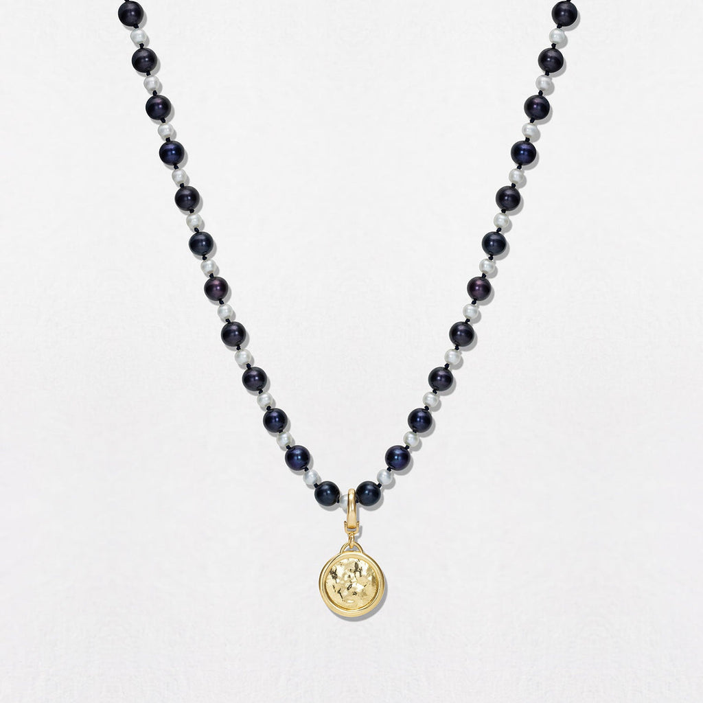 Small Pebble Monochrome 18K Gold Necklace