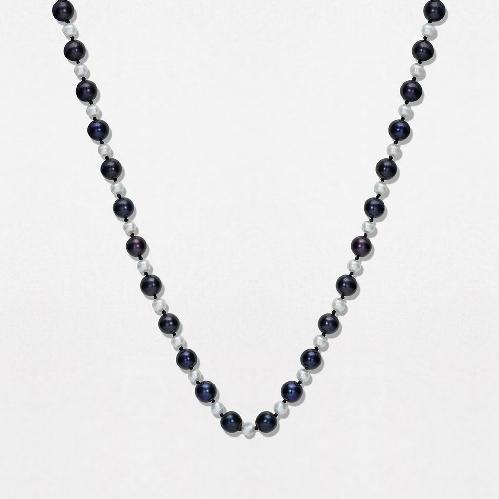 Small Pebble Monochrome 18K Gold Necklace