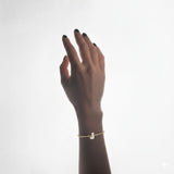 Armbånd med bogstavet J i 18K guld, Rosaguld eller Hvidguld m. en solitaire-Lab-Grown Diamant