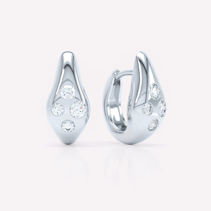 Curve 18K Hvidguld Huggies m. Diamanter