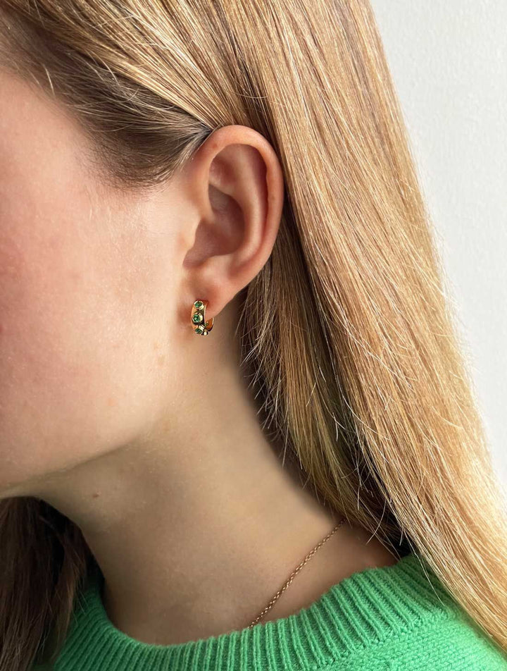 Jabbar 18K Gold Earrings w. Emeralds